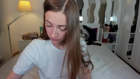 Snapshot of kate_redgar chatting on March 2025 01:31:02 PM kate_redgar online show from March 2025 01:31:02 PM