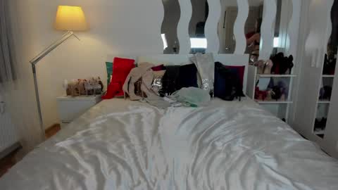 Snapshot of kate_redgar chatting on March 2025 06:16:01 PM kate_redgar online show from March 2025 06:16:01 PM