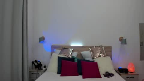 Snapshot of kate_redgar chatting on November 2025 01:48:01 PM kate_redgar online show from November 2025 01:48:01 PM