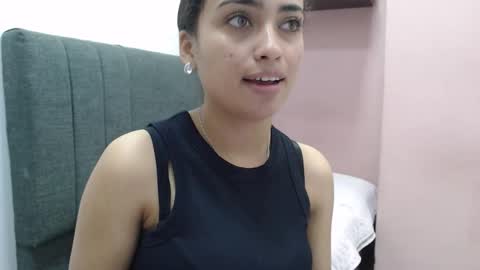 Kari online show from November 2025 01:32:02 PM