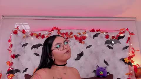 kateanderss online show from October 2025 09:52:01 PM