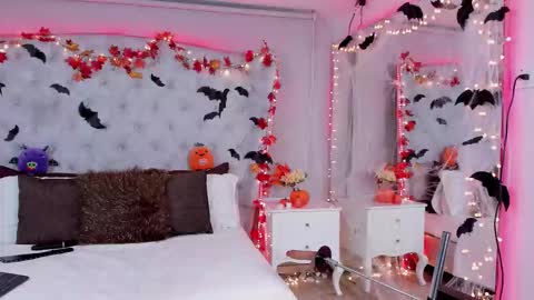 kateanderss online show from October 2025 11:06:02 PM