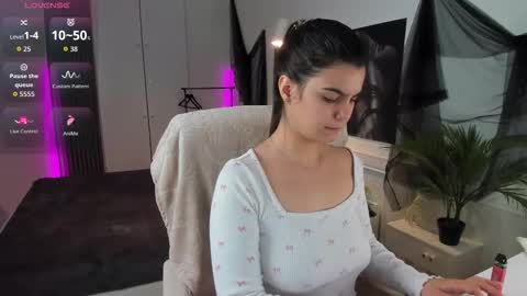 Kate online show from November 2025 09:41:02 PM