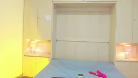 katecoopper online show from March 2026 04:03:01 AM