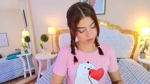 katee Martinez online show from October 2025 07:56:02 PM