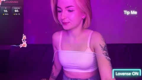 Kate online show from December 2025 09:11:02 PM