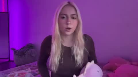 Snapshot of kateharperr chatting on October 2025 01:16:02 AM kateharperr online show from October 2025 01:16:02 AM