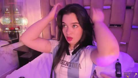 Snapshot of kateleeh_ chatting on November 2025 02:38:01 PM Kate online show from November 2025 02:38:01 PM