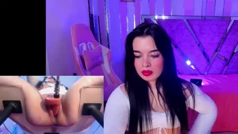 Snapshot of kateleeh_ chatting on November 2025 12:10:02 AM Kate online show from November 2025 12:10:02 AM