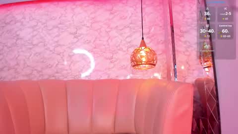 Snapshot of kateleeh_ chatting on December 2025 05:17:01 PM Kate online show from December 2025 05:17:01 PM