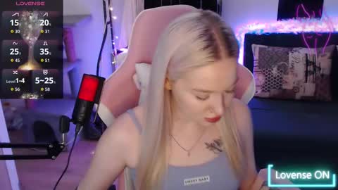 Lisa online show from December 2025 12:48:02 AM