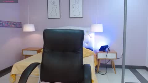 Snapshot of katerinx chatting on December 2025 07:34:02 PM katerin online show from December 2025 07:34:02 PM