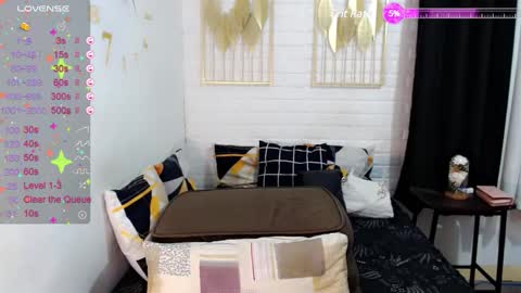    online show from February 2025 03:05:01 PM