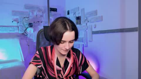 Snapshot of katewillows chatting on December 2025 12:14:01 PM katewillows online show from December 2025 12:14:01 PM