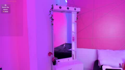 katey Curvy01 online show from December 2024 02:45:02 AM