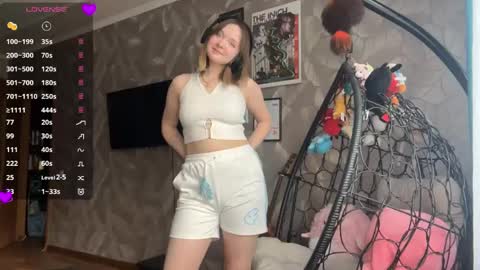 Snapshot of katharinamurdock chatting on June 2026 02:33:01 PM Alice online show from June 2026 02:33:01 PM