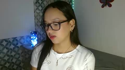 Snapshot of katharinasmith chatting on November 2025 06:12:01 PM Kathe online show from November 2025 06:12:01 PM