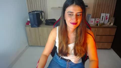 JocelynRainbow online show from April 2026 03:43:01 PM