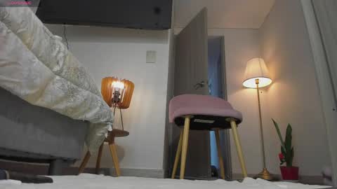 Kathee Saenz online show from April 2026 03:15:02 PM