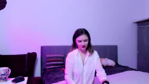 Katherine online show from October 2025 03:57:02 PM