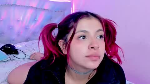 Snapshot of kathia_saenz chatting on January 2025 03:52:01 PM Kathia online show from January 2025 03:52:01 PM