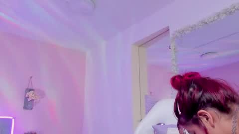 Snapshot of kathia_saenz chatting on February 2025 09:43:02 AM Kathia online show from February 2025 09:43:02 AM