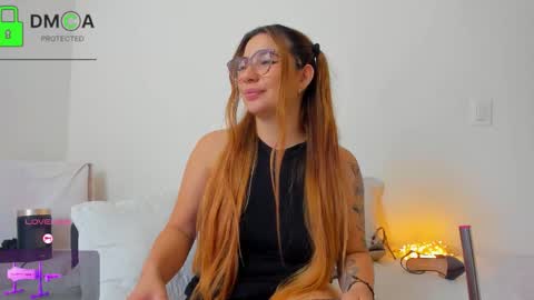 Kay online show from March 2026 02:04:01 AM