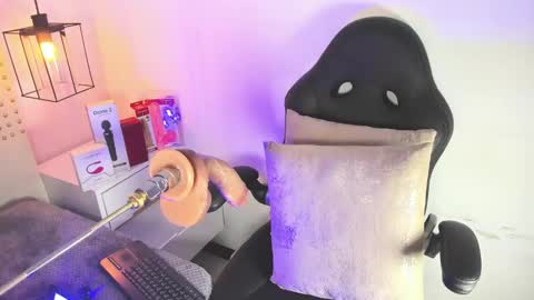 Snapshot of kathy_naughty1 chatting on December 2024 02:44:01 PM Khaty online show from December 2024 02:44:01 PM