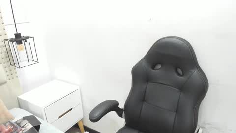 Snapshot of kathy_naughty1 chatting on December 2024 12:00:02 PM Khaty online show from December 2024 12:00:02 PM