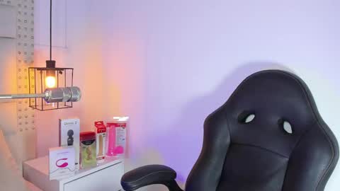 Snapshot of kathy_naughty1 chatting on December 2024 06:12:02 PM Khaty online show from December 2024 06:12:02 PM