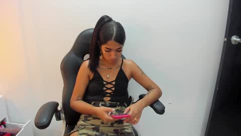 Snapshot of kathy_naughty1 chatting on January 2025 12:04:02 PM Khaty online show from January 2025 12:04:02 PM