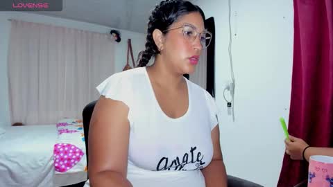 Snapshot of kathya_rabbit chatting on October 2025 02:11:02 AM Kathye online show from October 2025 02:11:02 AM