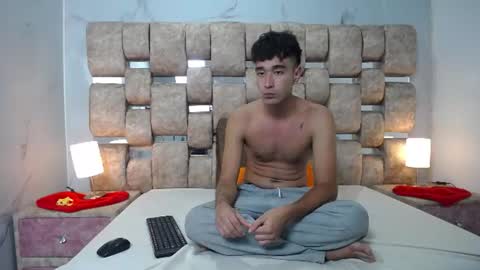Snapshot of kathyaiden chatting on July 2026 04:54:02 PM Kaht y Aiden online show from July 2026 04:54:02 PM