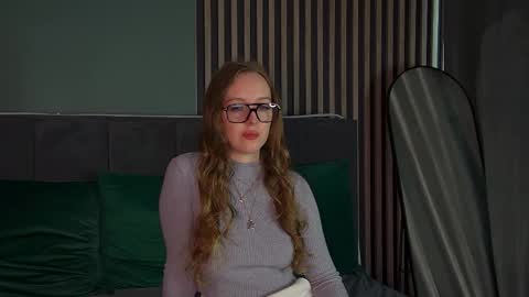 Snapshot of kathystewart chatting on September 2025 04:17:02 AM Kathy online show from September 2025 04:17:02 AM