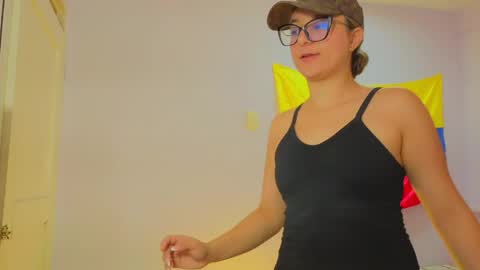 Khaterine online show from May 2026 12:22:01 PM