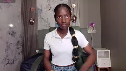 Katia online show from October 2025 11:55:02 AM