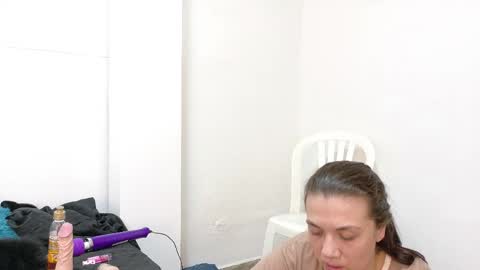 . . KATIA . . online show from May 2026 07:01:02 PM