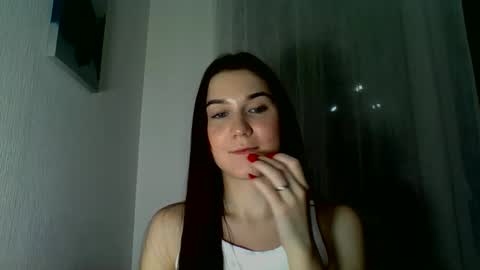 Snapshot of katie_foxi chatting on November 2025 05:35:02 PM katie_foxi online show from November 2025 05:35:02 PM