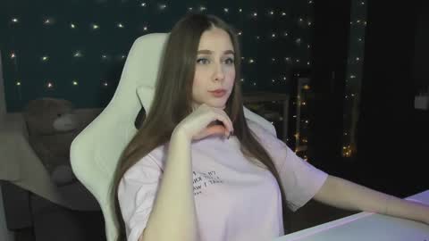 Katie online show from December 2024 10:40:01 PM