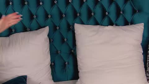 Snapshot of katiereeves chatting on January 2026 05:18:01 PM katiereeves online show from January 2026 05:18:01 PM