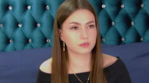 Snapshot of katiereeves chatting on February 2026 06:11:02 PM katiereeves online show from February 2026 06:11:02 PM