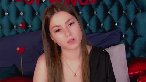 Snapshot of katiereeves chatting on February 2026 06:14:01 PM katiereeves online show from February 2026 06:14:01 PM