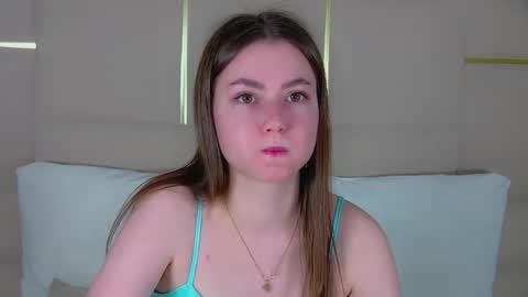 Snapshot of katiereeves chatting on February 2026 05:05:02 AM katiereeves online show from February 2026 05:05:02 AM