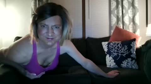 katieutopia online show from January 2026 04:28:01 AM