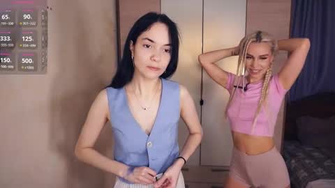 Snapshot of katievillard chatting on December 2025 07:36:02 AM Crystal really Kristel online show from December 2025 07:36:02 AM