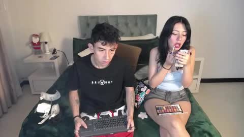 Snapshot of katnia_and_marcuz chatting on December 2024 09:00:02 AM Katnia and Marcuz online show from December 2024 09:00:02 AM