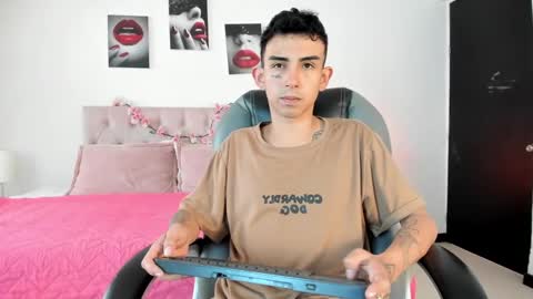 Snapshot of katnia_and_marcuz chatting on January 2025 12:41:02 PM Katnia and Marcuz online show from January 2025 12:41:02 PM