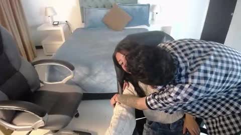 Snapshot of katnia_and_marcuz chatting on February 2025 12:13:02 PM Katnia and Marcuz online show from February 2025 12:13:02 PM