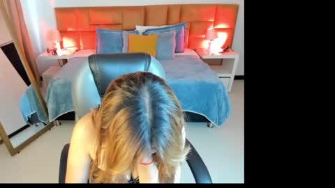 Snapshot of katnia_and_marcuz chatting on September 2025 12:21:02 PM Katnia and Marcuz online show from September 2025 12:21:02 PM