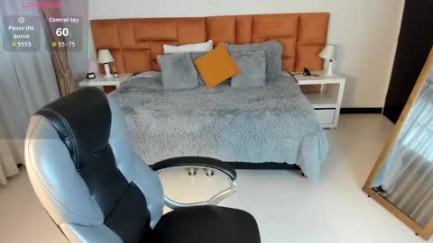 Snapshot of katnia_and_marcuz chatting on October 2025 11:41:02 AM Katnia and Marcuz online show from October 2025 11:41:02 AM